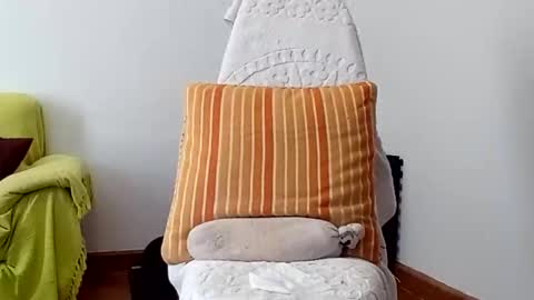 Snapshot of daniroca8 chatting on October 25, 2:50 pm daniroca8 online show from October 25, 2:50 pm