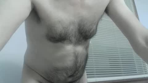 Snapshot of danl20012001 chatting on September 25, 12:50 am danl20012001 online show from September 25, 12:50 am