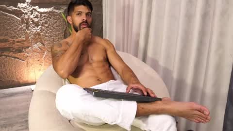 Dann saenz online show from April 27, 6:49 pm