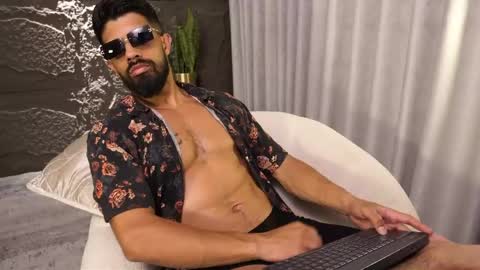 Dann saenz online show from April 30, 8:57 pm