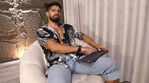 Dann saenz online show from April 28, 1:15 pm