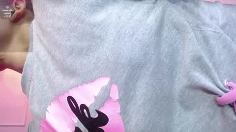 danna7cute online show from April 23, 9:27 pm
