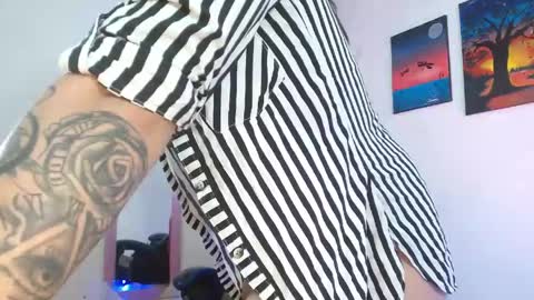danna 888 online show from April 28, 9:30 pm