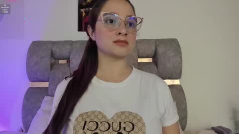 Danna online show from March 7, 1:40 pm