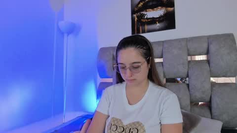 Danna online show from January 15, 1:09 pm