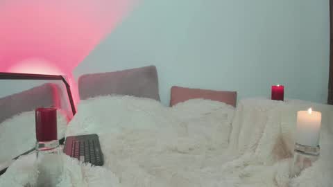 Danna online show from February 14, 3:15 pm