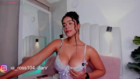 danna ross101 online show from April 29, 1:32 am