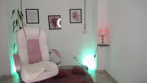 Danna online show from April 29, 11:20 pm