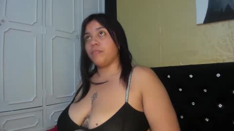 Danna Garza online show from February 12, 8:16 am