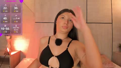 Danna online show from July 3, 7:29 pm