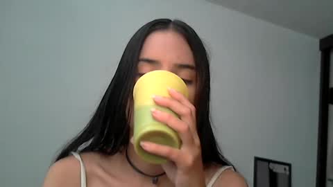 Dannali22 online show from June 29, 7:13 pm