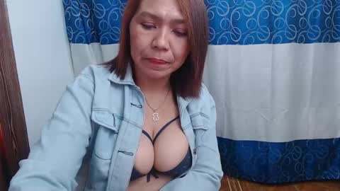 dannamomcerrat online show from November 21, 4:54 am