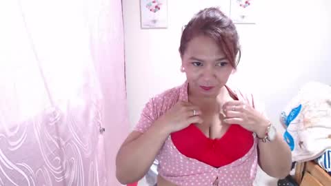 dannamomcerratt online show from April 27, 3:15 am