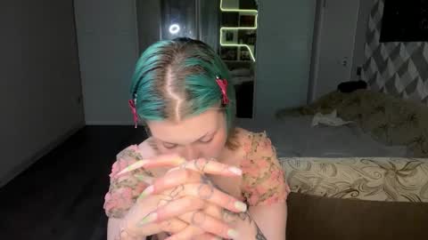 Luna Airi online show from March 1, 6:34 pm