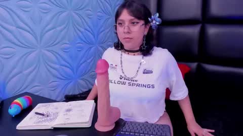 Dannixxx online show from March 13, 7:00 am