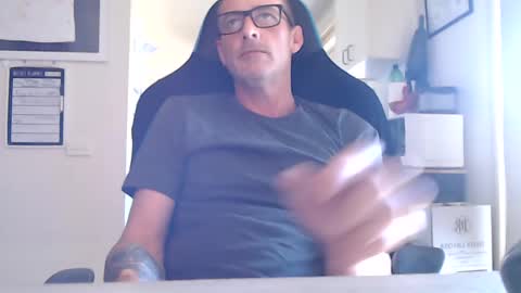 Snapshot of dannozdirekt chatting on February 27, 4:57 am dannozdirekt online show from February 27, 4:57 am