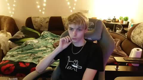 Daniel online show from May 1, 7:41 pm