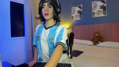 Danny online show from January 6, 7:42 am