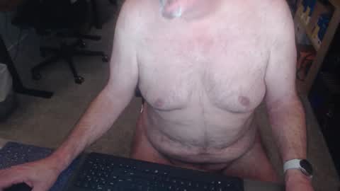 Danny bear online show from November 10, 1:03 pm