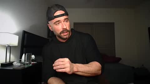 Danny Steele online show from January 8, 1:42 am