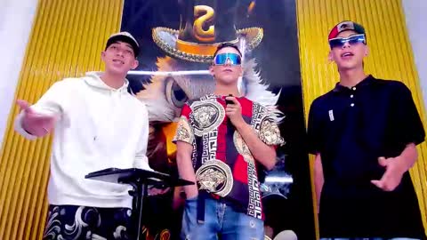 dante_brown1 online show from October 12, 1:09 am