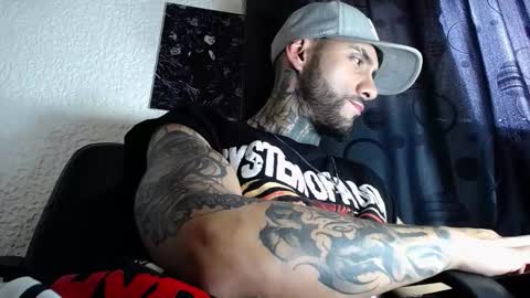 dante_d_angelo_ online show from October 26, 8:52 pm