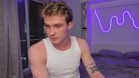 Dante and Ray online show from November 7, 10:45 pm