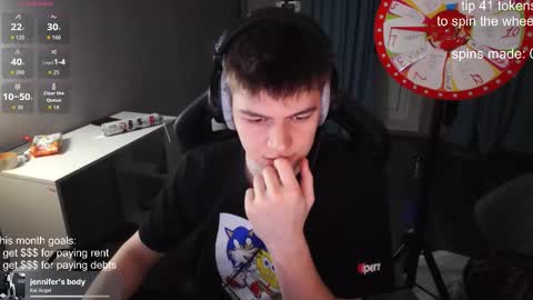 Snapshot of dantebigboi chatting on October 30, 11:22 am Daniel online show from October 30, 11:22 am