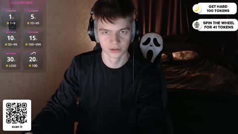 Snapshot of dantebigboi chatting on February 22, 7:14 pm Daniel online show from February 22, 7:14 pm