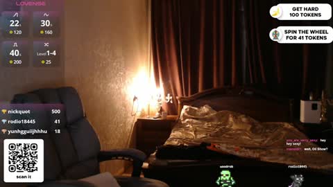 Snapshot of dantebigboi chatting on February 5, 8:14 pm Daniel online show from February 5, 8:14 pm