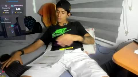 X Dante7373574 online show from June 18, 3:23 am