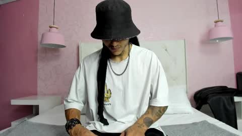 Dante online show from April 27, 8:06 pm
