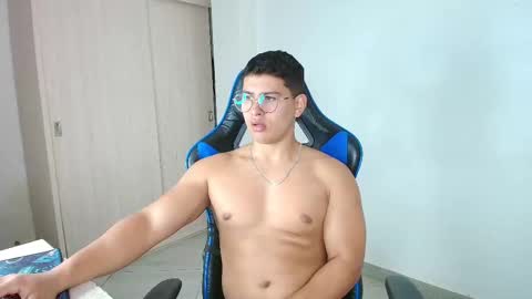 Dantraxx online show from January 16, 6:06 pm