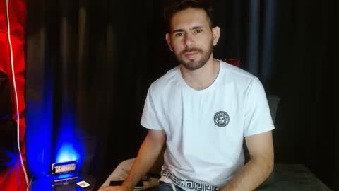 dany_ray20 online show from March 8, 12:31 pm