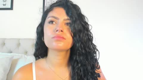 Antonella Mora online show from October 2, 12:48 pm