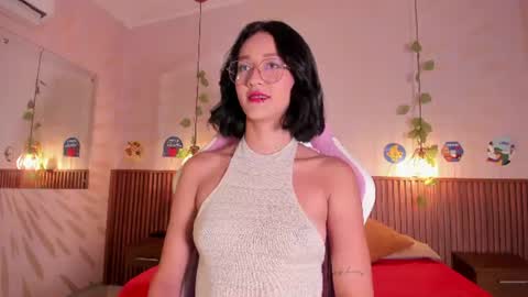 Daphne online show from July 8, 3:10 am