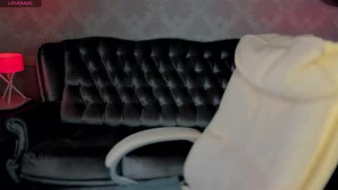 Agatha  online show from October 30, 2:17 pm