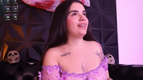 Daphne online show from October 23, 2:18 pm