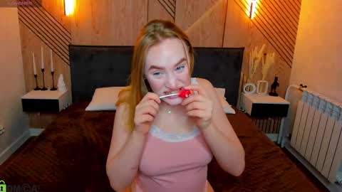 Daralex  online show from March 10, 9:57 am