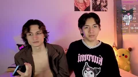 darcy_and_stolas online show from May 6, 12:16 am