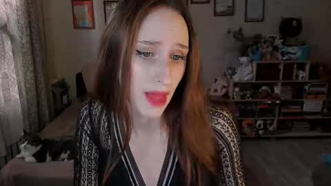 Darcy Siren online show from February 3, 10:58 am