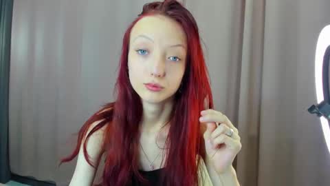 Snapshot of daria_j chatting on October 12, 4:05 am Daria J online show from October 12, 4:05 am