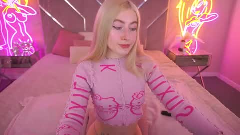 dariadelly online show from May 10, 1:39 pm