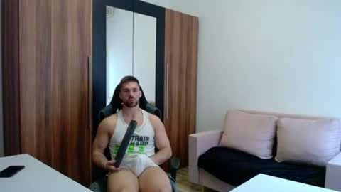 darius_94 online show from June 24, 9:16 am