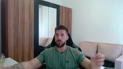 darius_94 online show from July 16, 10:40 am