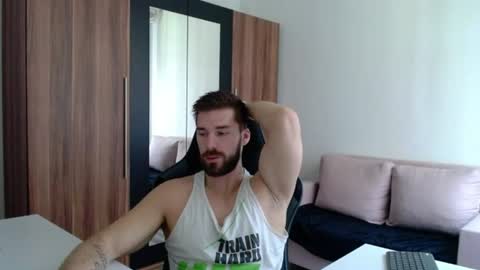 darius_94 online show from June 21, 9:16 am