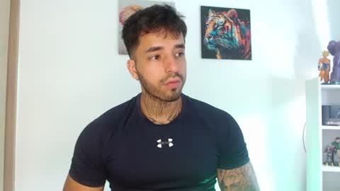 Darius Phoenix  online show from July 1, 4:59 pm