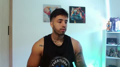 Darius Phoenix  online show from July 21, 5:04 pm