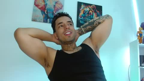 Darius Phoenix  online show from June 5, 4:34 pm