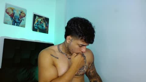 Darius Phoenix  online show from May 2, 7:19 pm